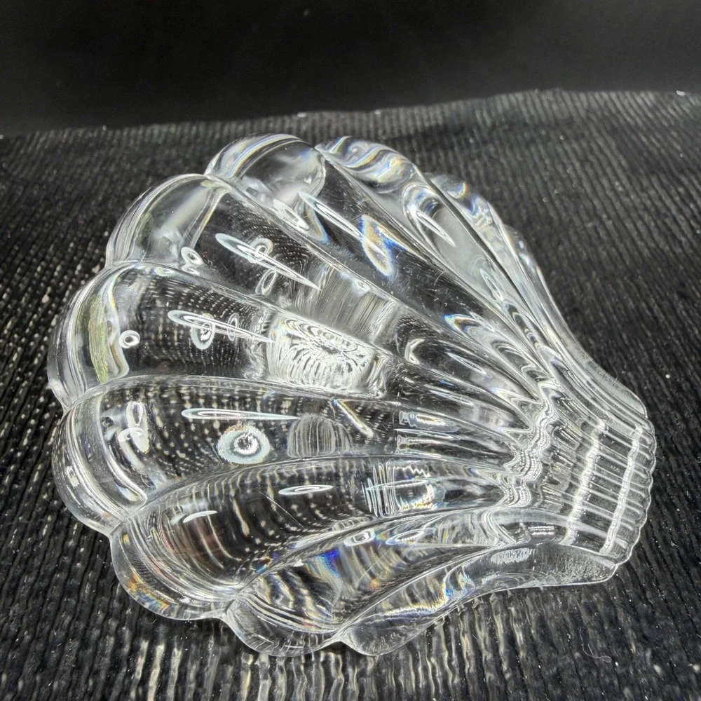 VTG Clear Glass Seashell Ring Holder Scalloped Shell Trinket Dish Vanity Tray‎